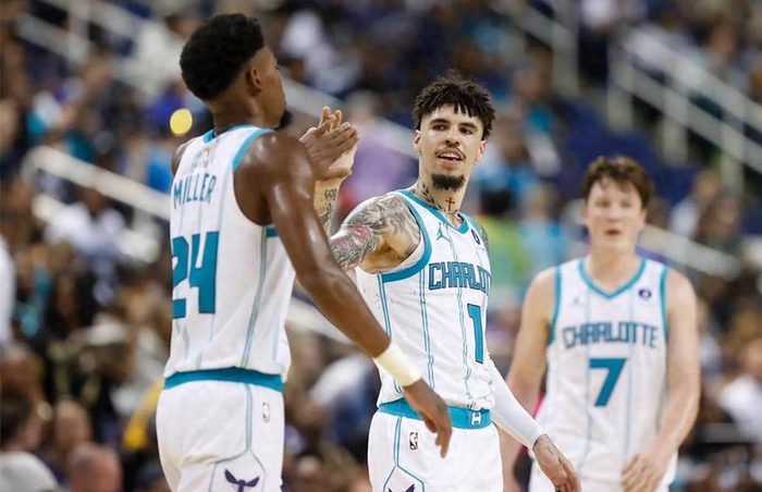 夏洛特黄蜂三分球统治力登顶联盟 冲击季后赛黑