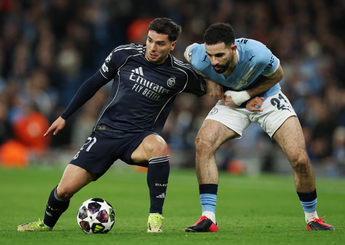 皇马锋线风云再起：迪亚斯或迎新机遇